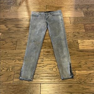 Stella McCartney Skinny Mid Rise Ankle Zip Size 29